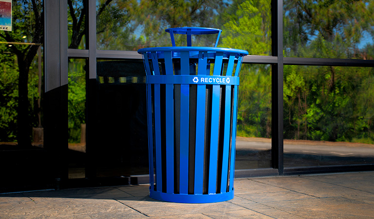 Trash & Recycling Containers